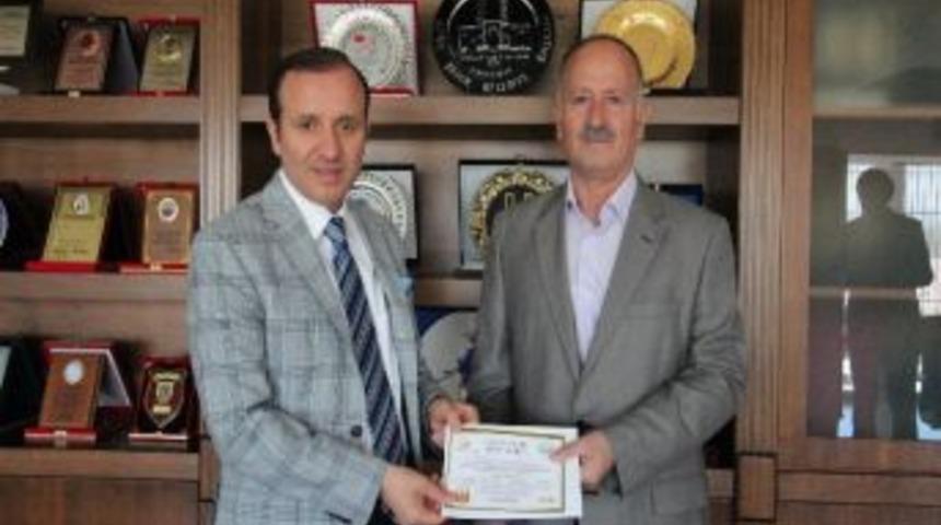 &Ccedil;omoğluları Derneğinden Erzurum B&uuml;y&uuml;kşehir Belediye Başkanı Ahmet K&uuml;&ccedil;&uuml;kler&rsquo;e Ziyaret