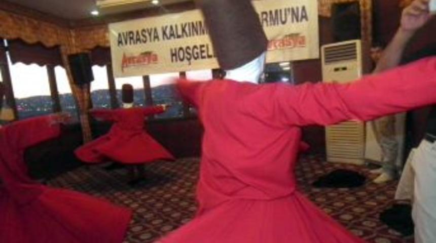 Avrasya Kalkınma Platformu'ndan D&uuml;nya Barışı I&ccedil;in Renkli Iftar