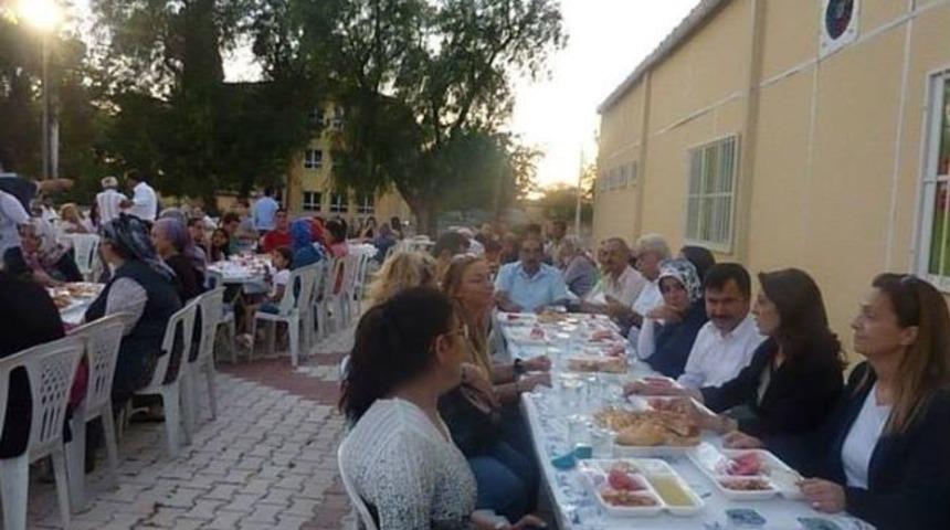 Kaklı&ccedil;'ta G&ouml;n&uuml;l Sofrası Kuruldu