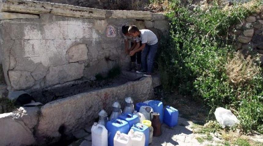 Koruma Altına Alındı Ama Suyu Akmıyor