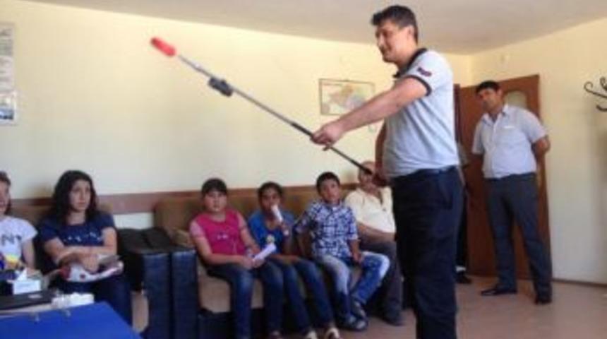 Kırşehir'de Anne Ve Babasız Kalan &Ccedil;ocuklara Kurs Veriliyor