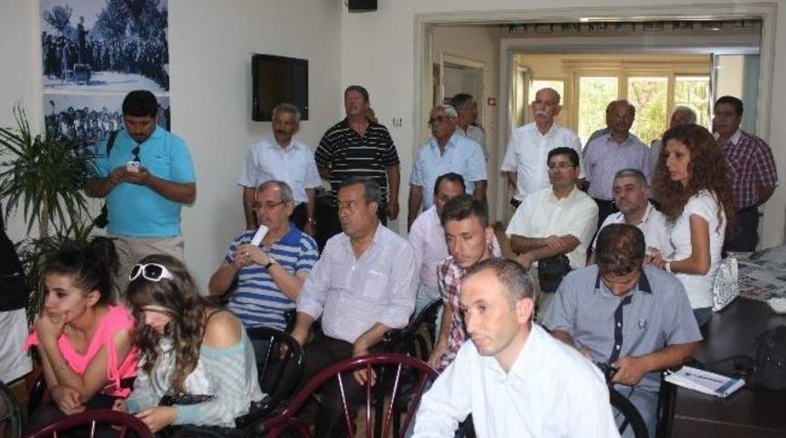 Chp’li Ökkaş Kıroğlu, Büyükşehir Belediyesi Aday Adayı Olduğunu Açıkladı