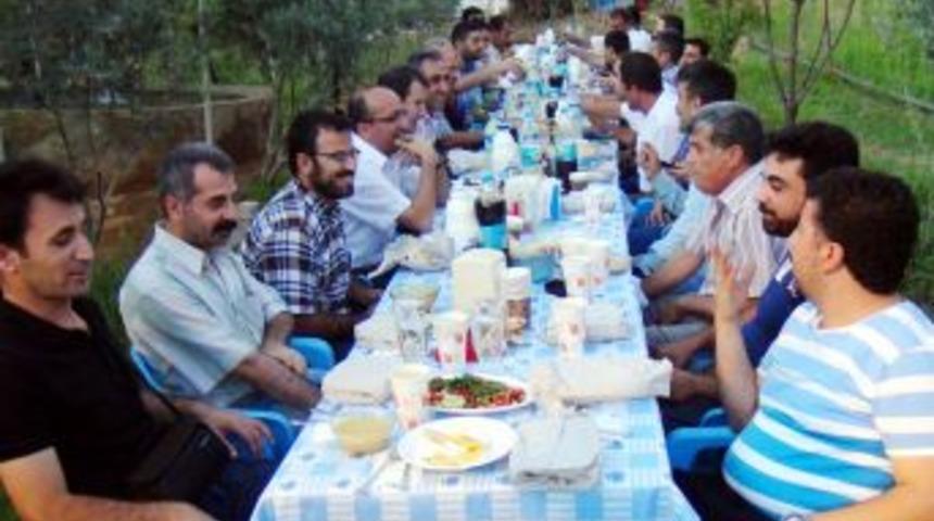 Mardin Gazeteci Ve Yazarlar Cemiyeti'nin Iftarında Buluştular