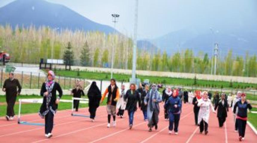 Erzurumlular Iftardan Sonra Koşuyorlar