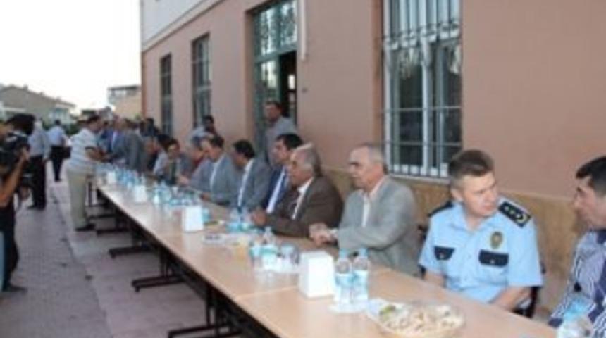 Cem K&uuml;lt&uuml;r Merkezi Derneği'nden iftar