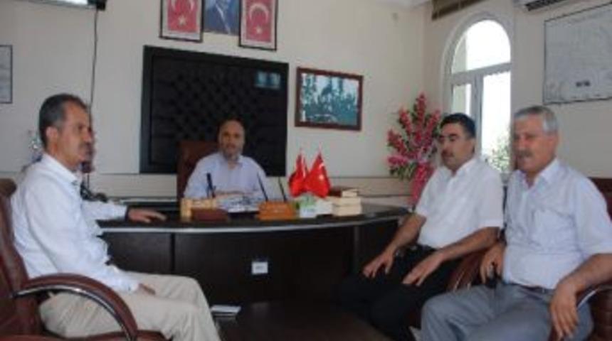 Erdoğan&rsquo;dan, Besni İl&ccedil;e M&uuml;ft&uuml;s&uuml; Damar&rsquo;a Ziyaret