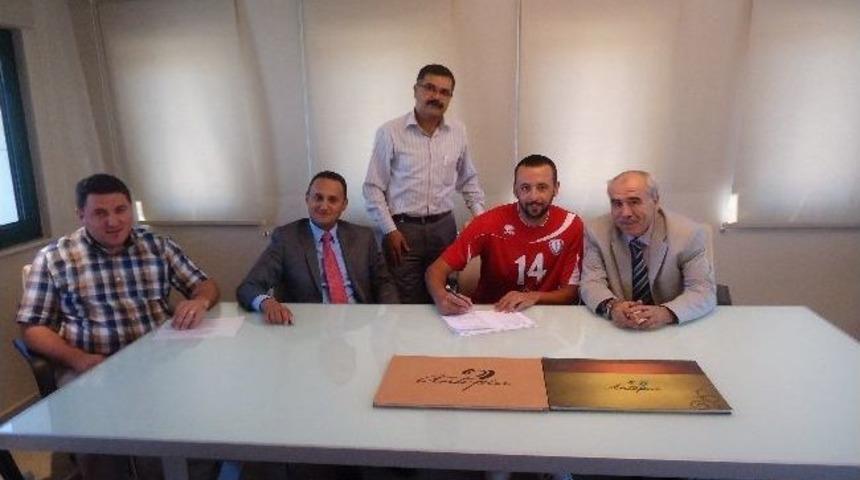 Şahinbey Belediye Gen&ccedil;lik Ve Spor Kul&uuml;b&uuml;nden 2 Transfer