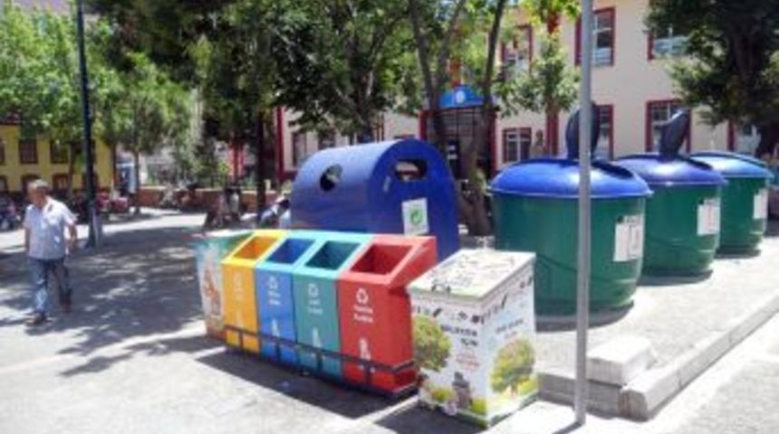 Balıkesir Belediyesi Elektrikli Ve Elektronik Atıkları Topluyor