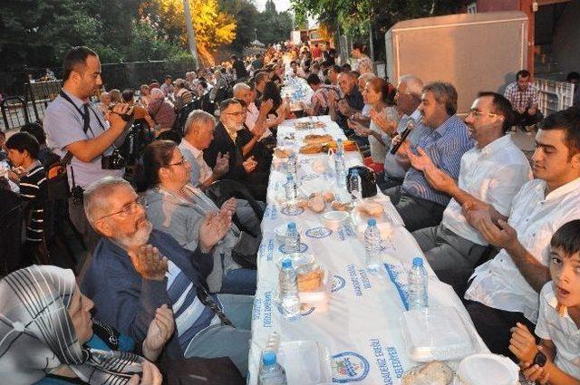 Posbıyık’a Gençlik Platformundan Teşekkür Plaketi