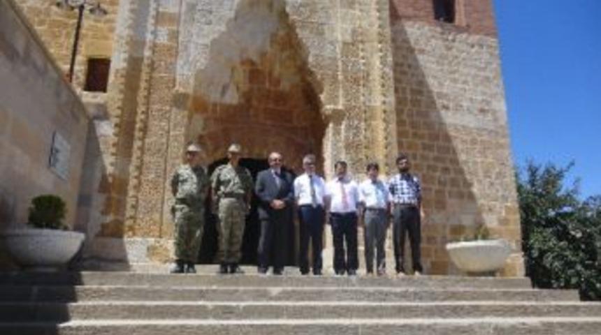 Vali Kocatepe Afşin Eshab-ı Kehf K&uuml;lliyesini Ziyaret Etti