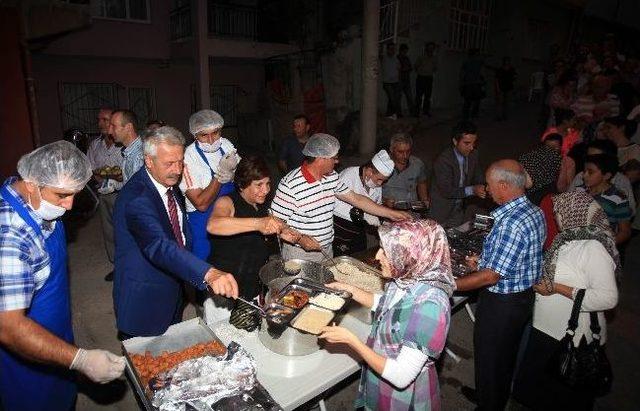 Başkan Kürüm Bozyakalılarla İftar Yaptı