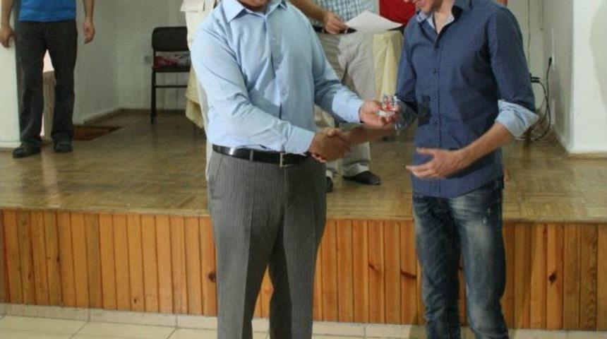 Beypazarı'nda Başarılı &Ouml;ğrenciler &Ouml;d&uuml;llendirildi