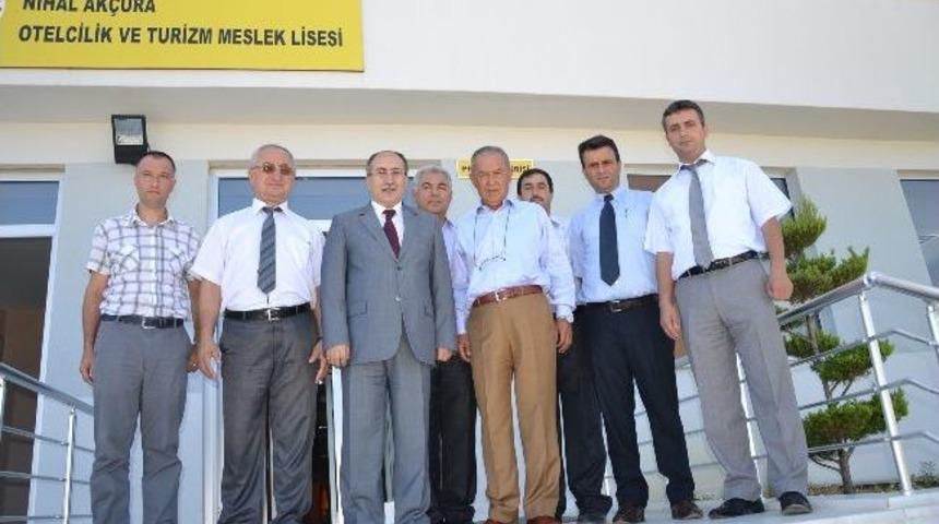 Manisa Valisi'ndan Turizm Meslek Lisesi&rsquo;ne Ziyaret