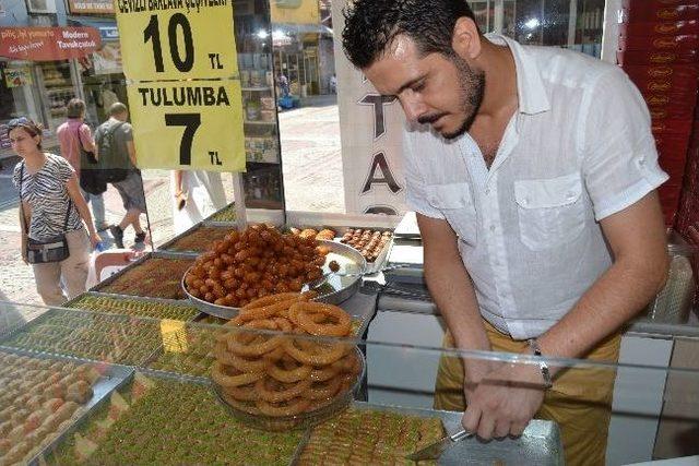 Şekerciler Bayrama Hazır