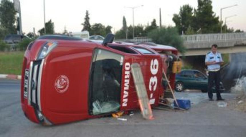 Kemer'de Trafik Kazası: 1 Yaralı