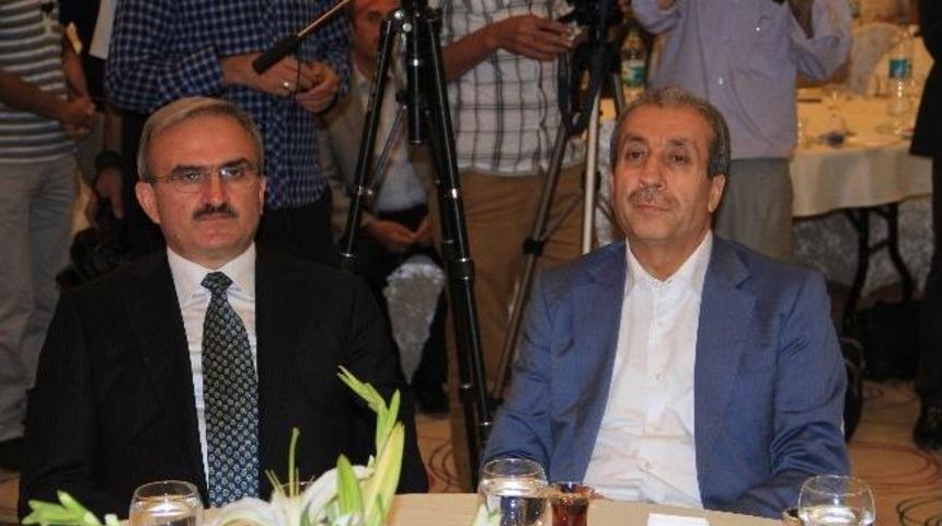 Bakanı Eker: &ldquo;&ccedil;&ouml;z&uuml;m S&uuml;recine 4 Elle Sarılmalıyız&rdquo;