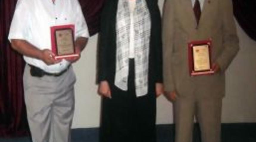 Nil&uuml;fer &Ccedil;alışan Kadınlar Derneği&rsquo;nden Şehit Ve Gazi Derneklerine Iftar Yemeği