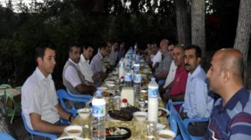 Kahta Basını İftar Yemeğinde Buluştu