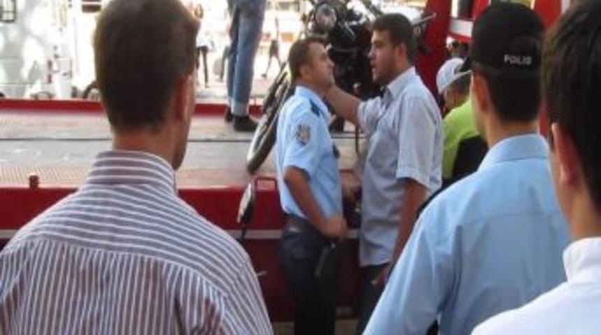 Plakasız Yakalanan Motosikletini Vermek İstemedi