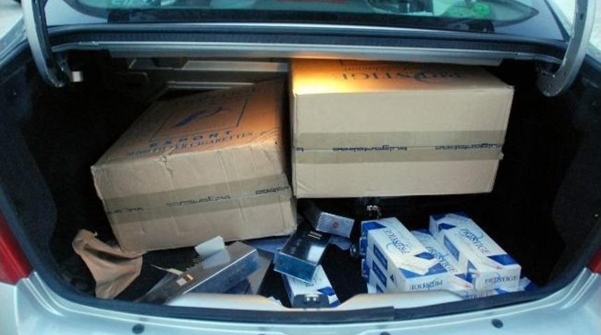 G&uuml;r&uuml;n&rsquo;de Bin 500 Paket Ka&ccedil;ak Sigara Ele Ge&ccedil;irildi