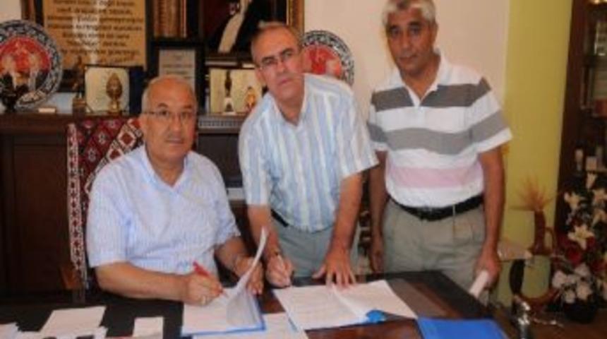 Tarsus Belediyesi&rsquo;nde Toplu S&ouml;zleşme İmzalandı