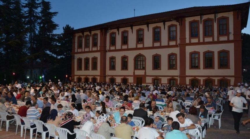 Bilecik Belediyesinden Iftar