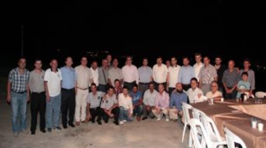 Hafriyat Ekipleri Sahada İftar Yaptı