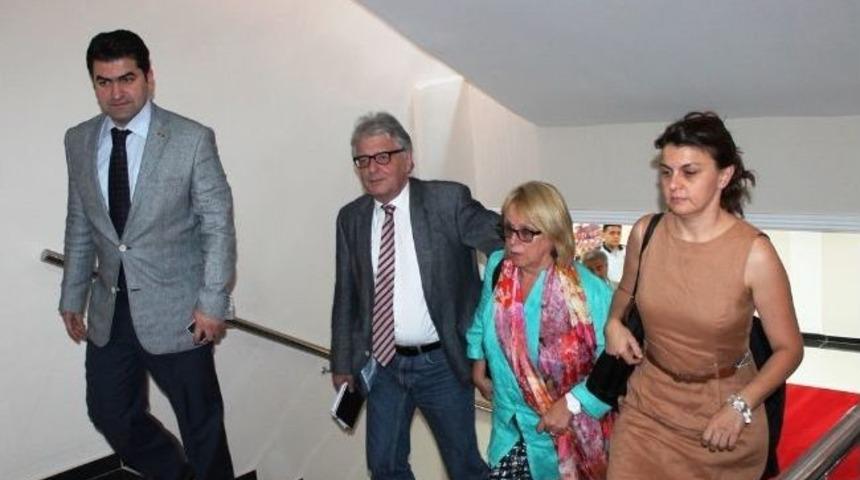 Alman Milletvekilleri Vali Tapsız&rsquo;ı Ziyaret Etti