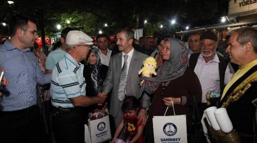 Şahinbey Belediyesi, Şehit Ve Gazi Aileleri İle İftarda Buluştu