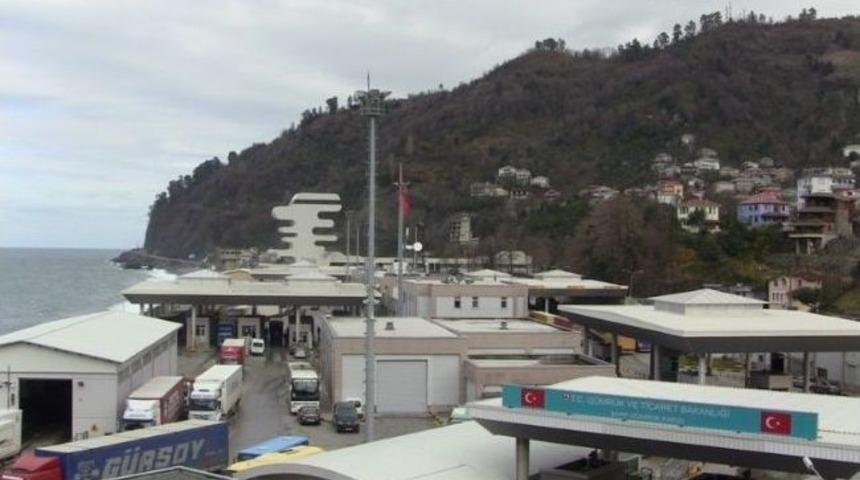 İhra&ccedil; Malı &Uuml;r&uuml;n &Uuml;retilmemesine Rağmen Artvin İhracatı İle Dikkat &Ccedil;ekiyor