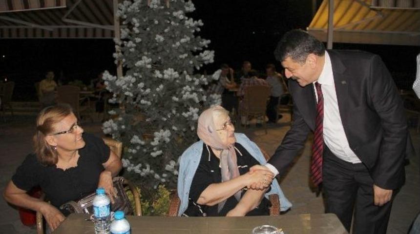 Başkan Akın Halkın İ&ccedil;inde