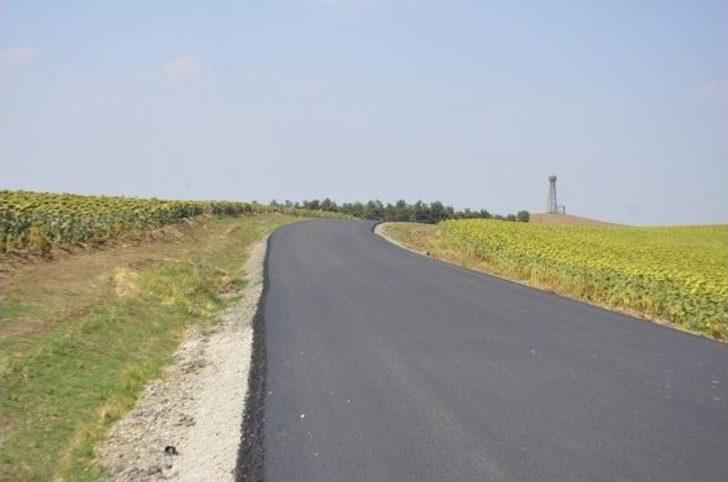 Canhıdır Köyü Yolu Sıcak Asfaltla Kaplandı G1