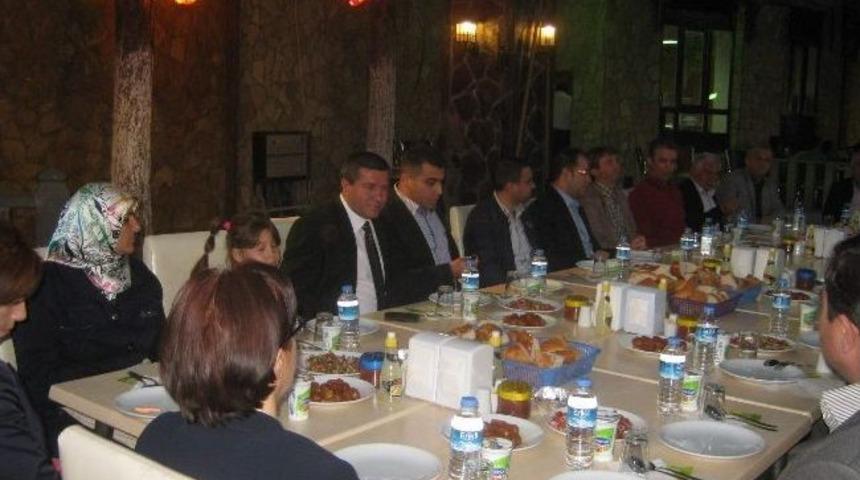 B&uuml;nyan İl&ccedil;e Emniyetinden İftar Yemeği