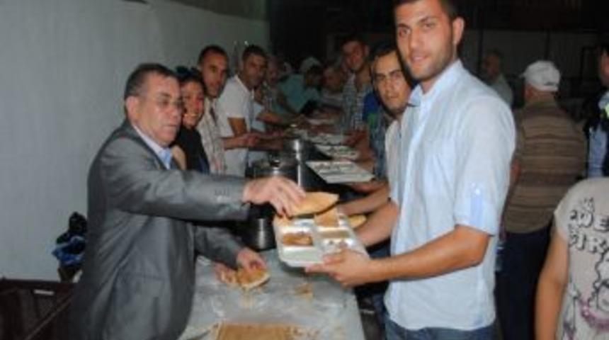 G&uuml;ltepeli Şof&ouml;rler İftarda Buluştu