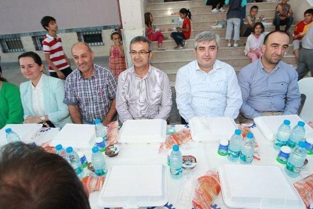 Ramazan Sofrası Yavuz Selim Mahallesinde Kuruldu