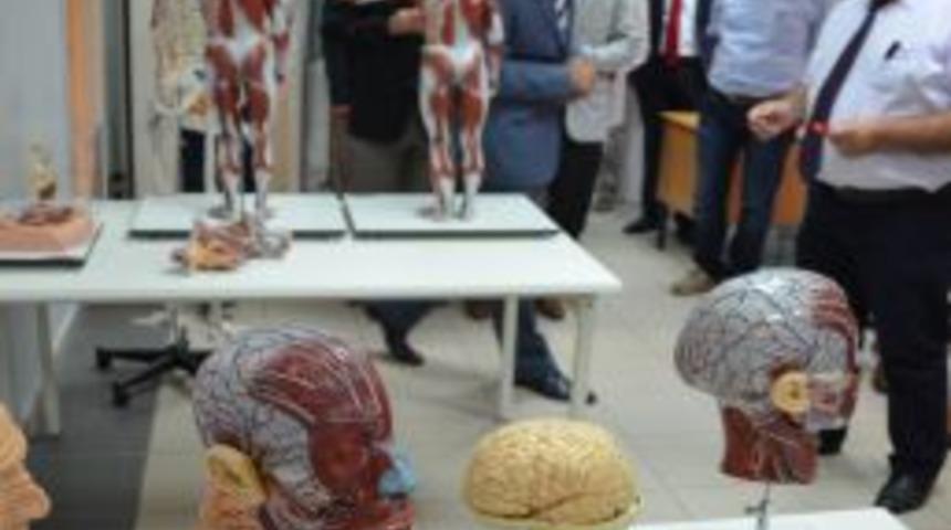 BE&Uuml;, Kanser Ve Obeziteyle M&uuml;cadele Alanında Adını Duyuracak