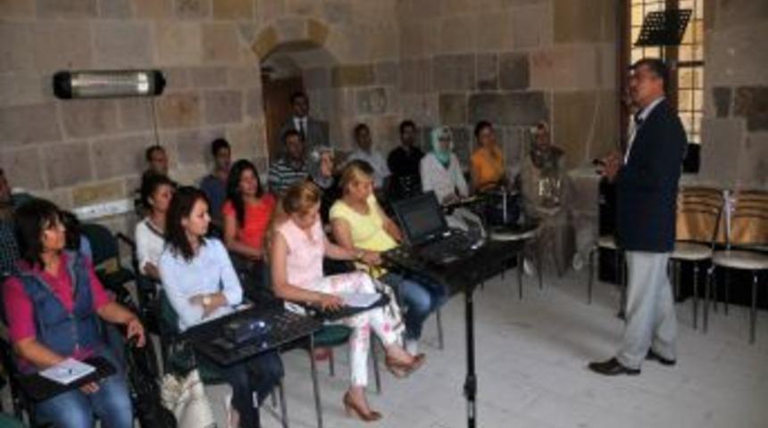 Başkan Akdoğan, Girişimcilik Eğitimi Alanları Ziyaret Etti