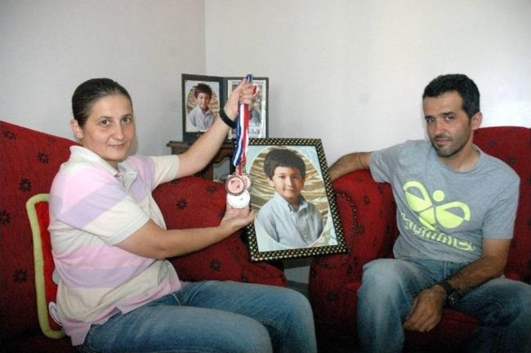 (&ouml;zel Haber) Kansere Yenik D&uuml;şen K&uuml;&ccedil;&uuml;k Ata'nın &Ouml;l&uuml;m Saati 09.05