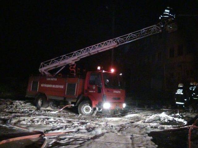 Sakarya’da Korkutan Yangın