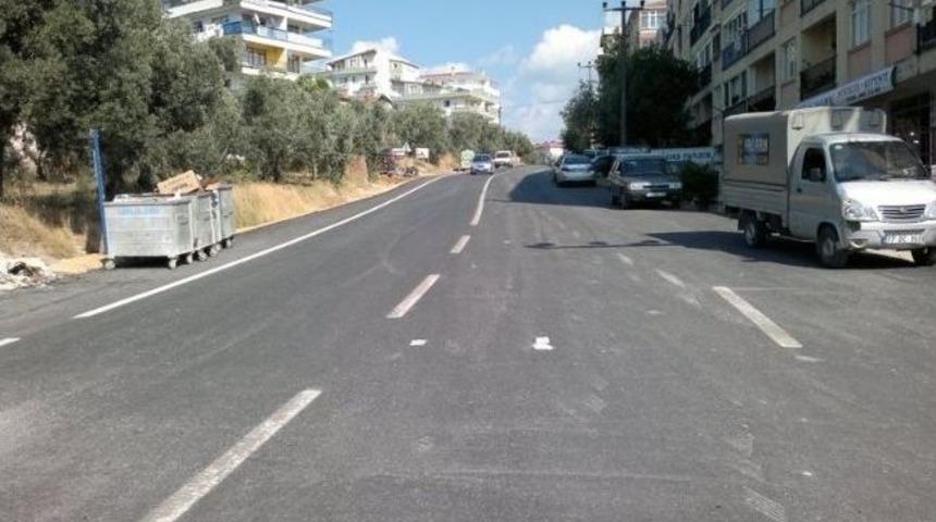 Armutlu Yolu Asfalt &Ccedil;alışması Tamamlandı