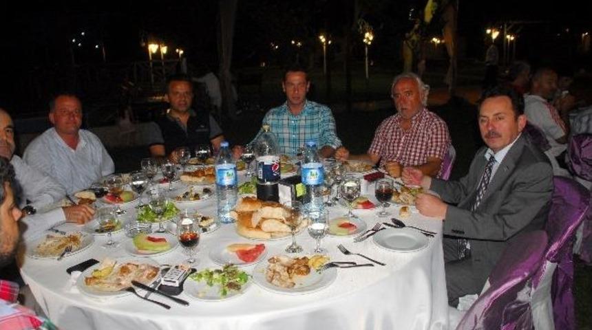 &Ouml;zkahya Yalovalı Hakemlerle İftar Yaptı