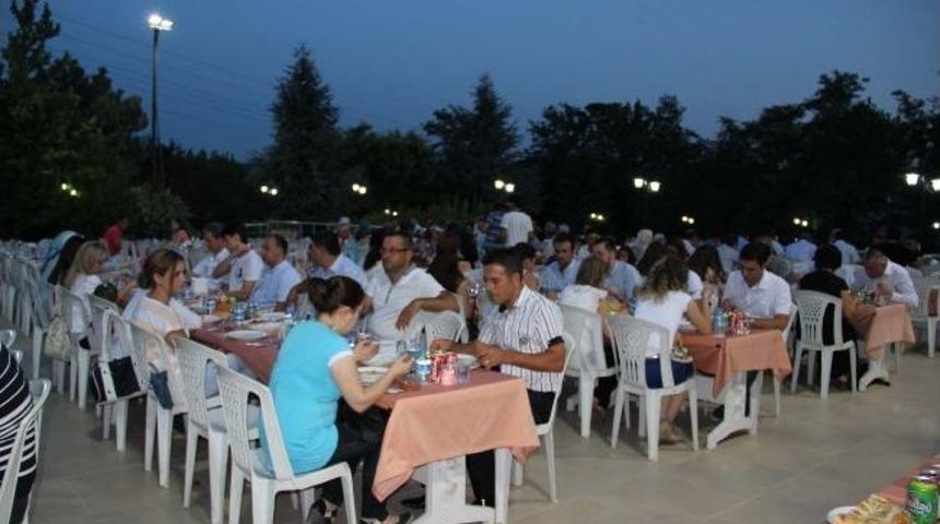 Kale Nakliyat Çalışanları İftarda Buluştu