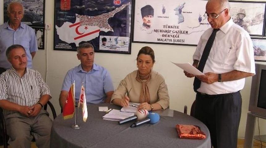 Ak Parti Malatya Milletvekili &Ouml;znur &Ccedil;alık, Gaziler Derneği&rsquo;ni Ziyaret Etti