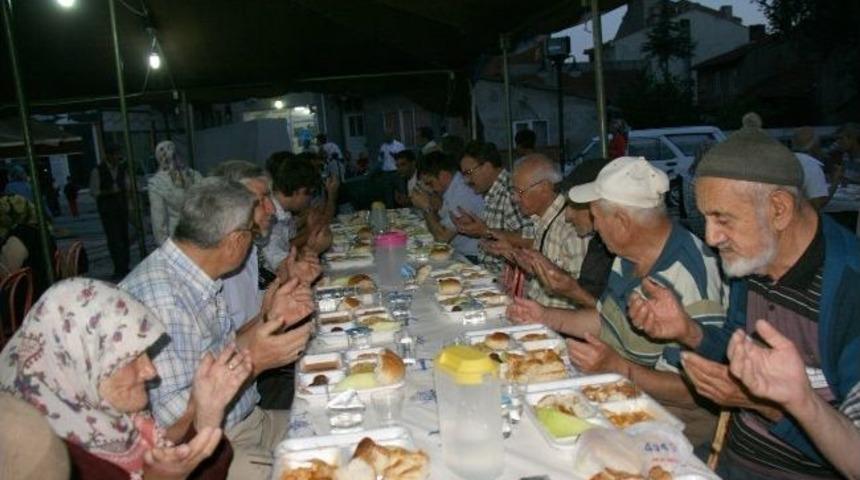 Başkan Vekili Bakıcı İftar &Ccedil;adırında
