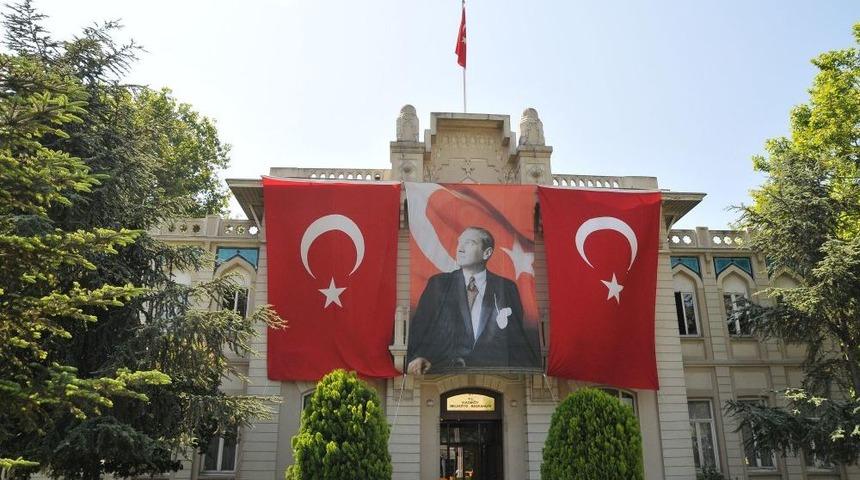 Tarihi Şehremaneti Binası Kent Kütüphanesi Oluyor