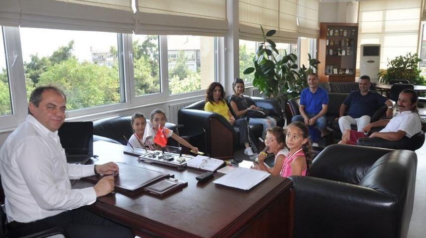 Minik Teniscilerden Dalgı&ccedil;'a Ziyaret