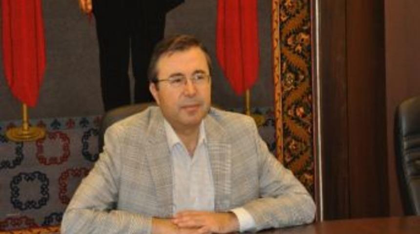 Isparta’da 800 Aileye Ramazan Yardımı