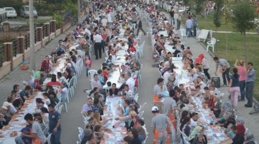 G&ouml;n&uuml;l Sofrasına Uluslararası Katılım