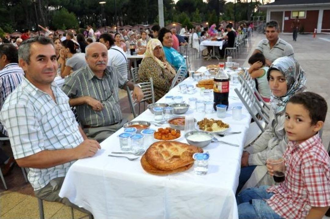 Başkan Alıcık, Şirket &Ccedil;alışanları İle İftarda Buluştu