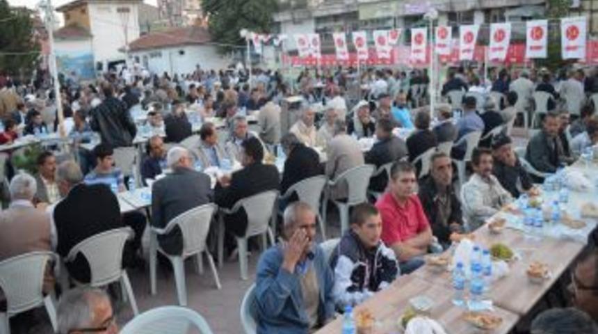 Sarıkaya'da Şehit Aileleri Ve Gaziler MHP'nin Iftarında Buluştu